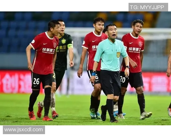 北京足球队意识争议引发热议球迷与媒体的不同声音分析 北京足球队意识争议引发热议球迷与媒体的不同声音分析