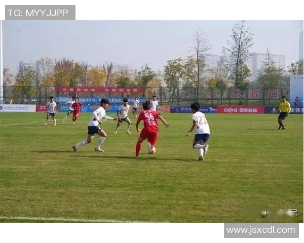 李毅吧足球明星的崛起与影响力解析，探讨他们如何改变足球文化与球迷互动